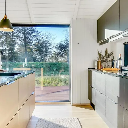 Holiday home Remko - 1-5km From The Sea In Nw Jutland By Interhome *