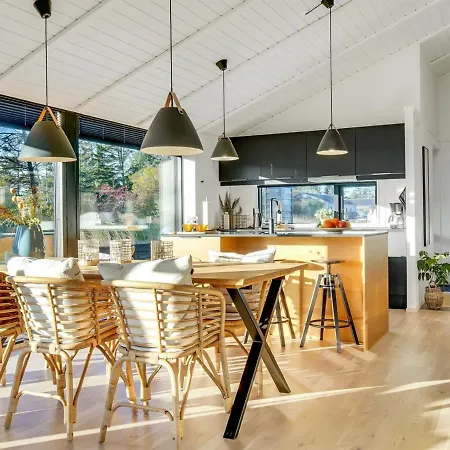 Holiday home Remko - 1-5km From The Sea In Nw Jutland By Interhome *